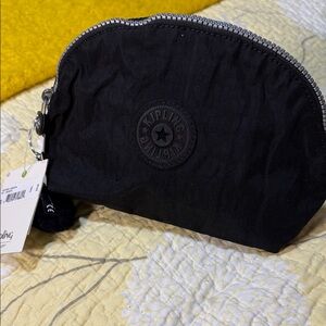 New Kipling Black Zip Pouch A152
